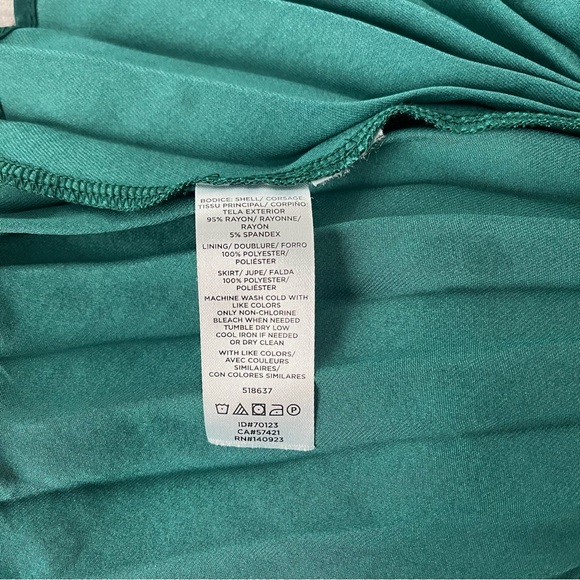 Loft Mixed Media Pleated Dress, Sz 2P - Picture 13 of 13